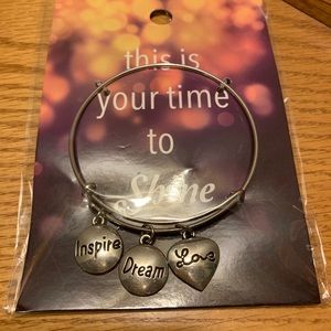INSPIRE DREAM LOVE bracelet